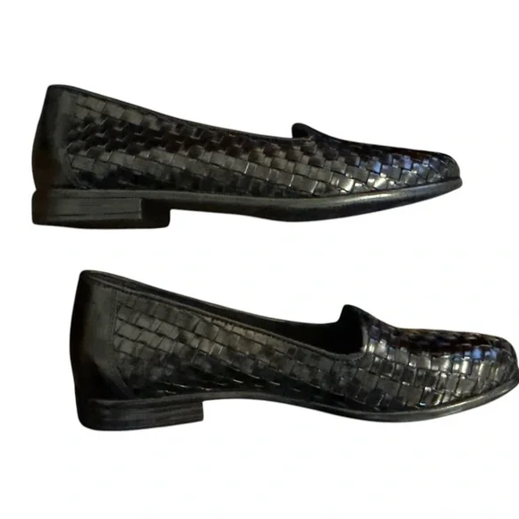 Trotter Liz Black Woven Pattern Slip-ons Women’s size 8N New In Box - Picture 7 of 10
